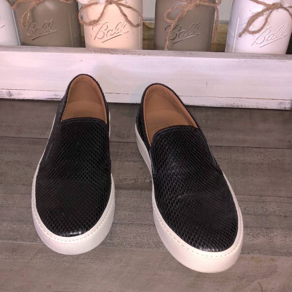 Lukure (Italian brand) loafers